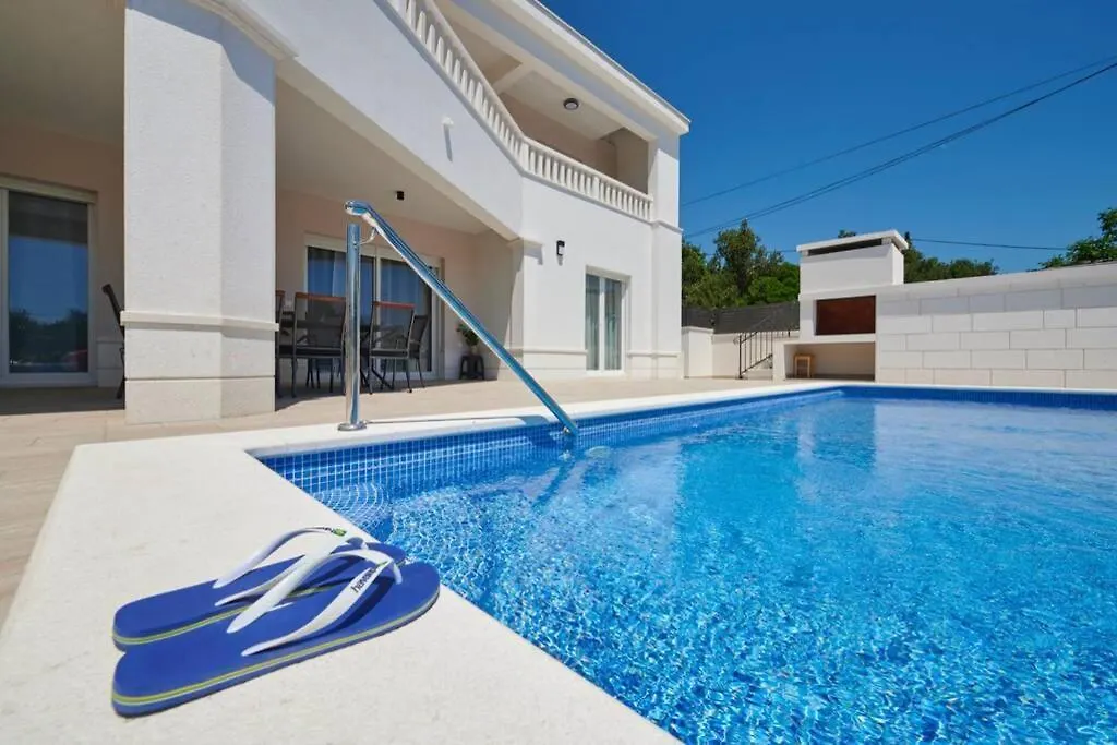 Villa Mardia Seget Vranjica