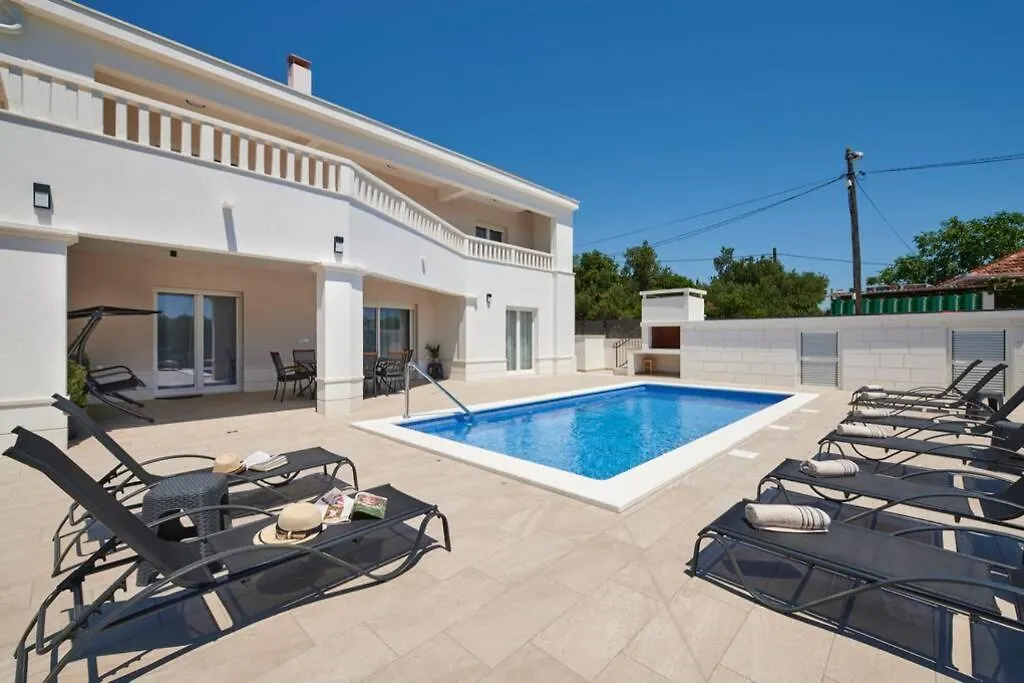 Villa Mardia Seget Vranjica