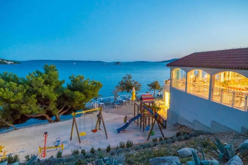 Villa Mardia Seget Vranjica Croatia
