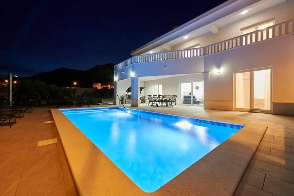 Villa Mardia Seget Vranjica 0*,  Croatia