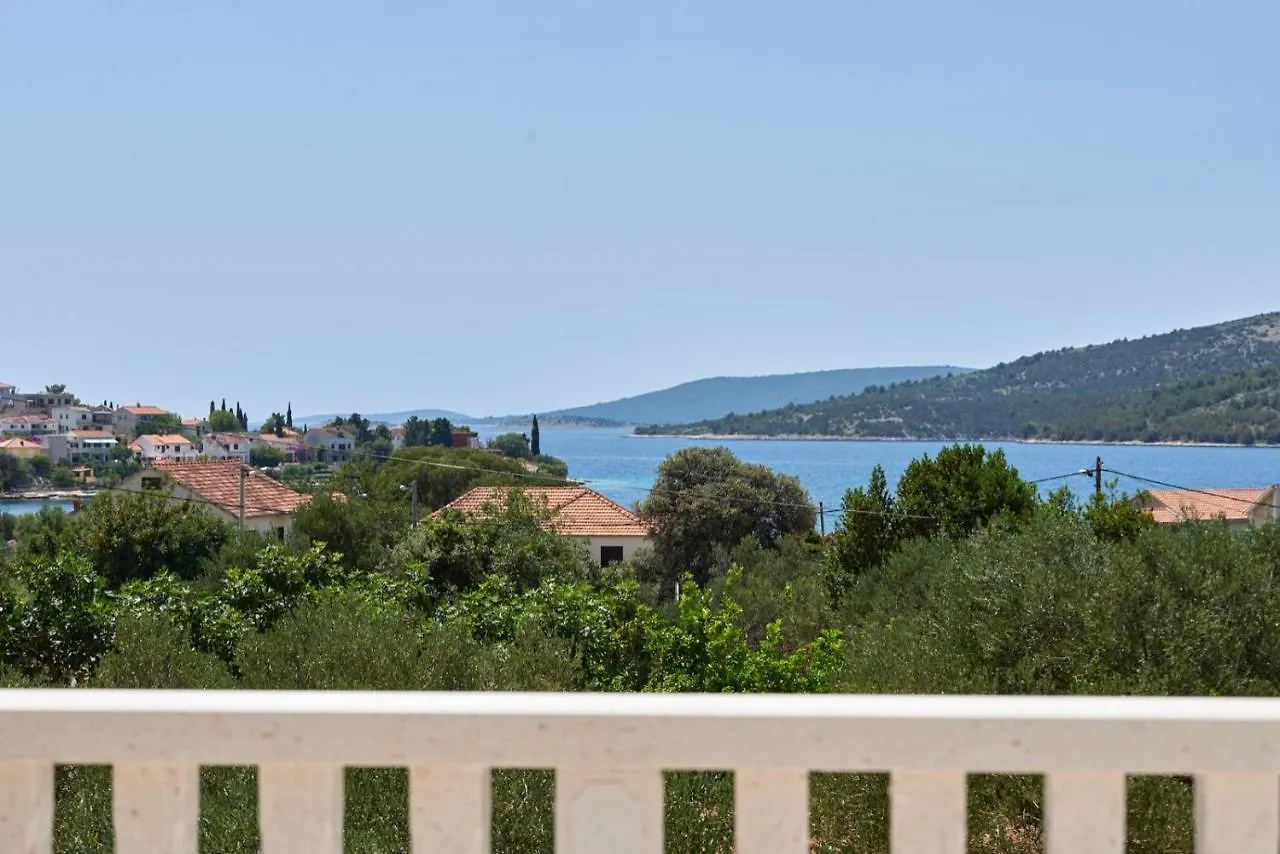 Villa Mardia Seget Vranjica